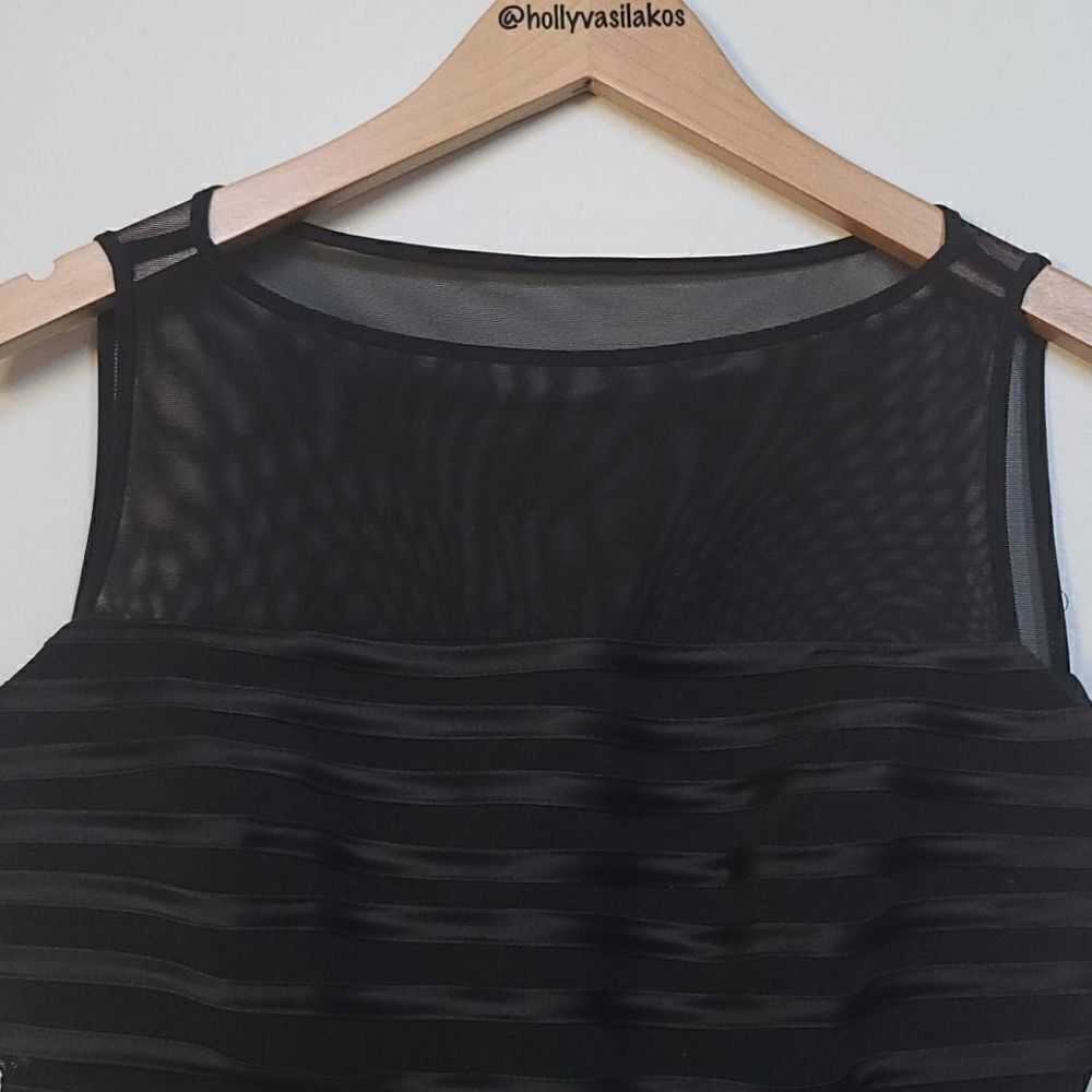 Cache Black Top - Size 8 - Picture 4 of 6